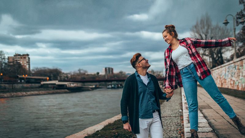 LoviaFlame Internet Dating Site Review: An Overview to Modern Online Love